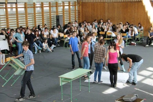 loading